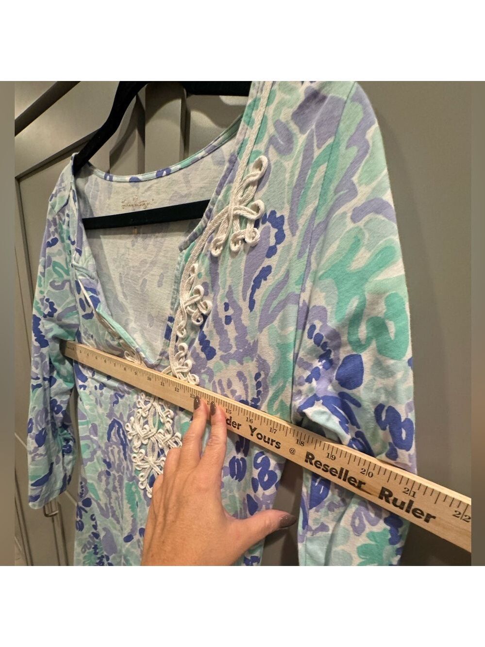 Lilly Pulitzer dress! 👗 💜 - Picture 6 of 11